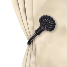 Load image into Gallery viewer, Scallop Holdback Pair