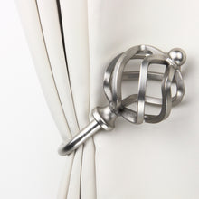 Load image into Gallery viewer, Twist Holdback Pair