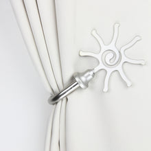 Load image into Gallery viewer, Sun Holdback Pair