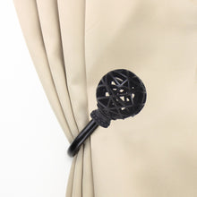 Load image into Gallery viewer, Leanette Holdback Pair