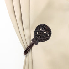 Load image into Gallery viewer, Leanette Holdback Pair