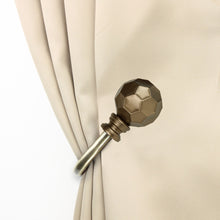 Load image into Gallery viewer, Christiano Holdback Pair