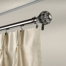 Load image into Gallery viewer, Lacey 1.5" Cordless Traverse Rod